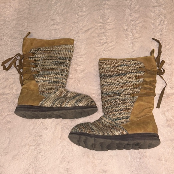 Muk Luks Shoes - Size 8 boots